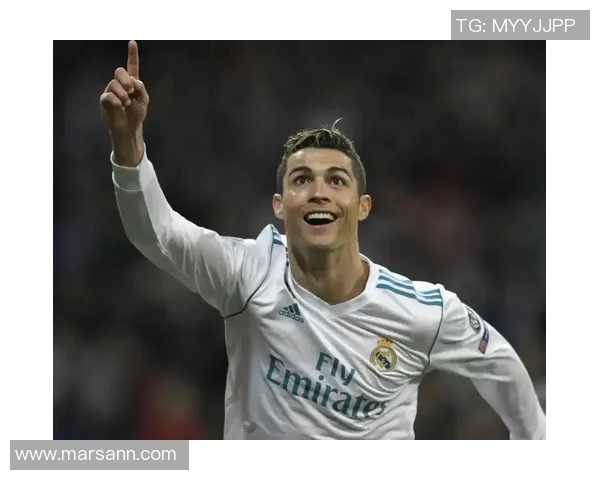 C罗加盟新俱乐部引发全球关注足球界的传奇故事再续辉煌篇章 C罗加盟新俱乐部引发全球关注足球界的传奇故事再续辉煌篇章