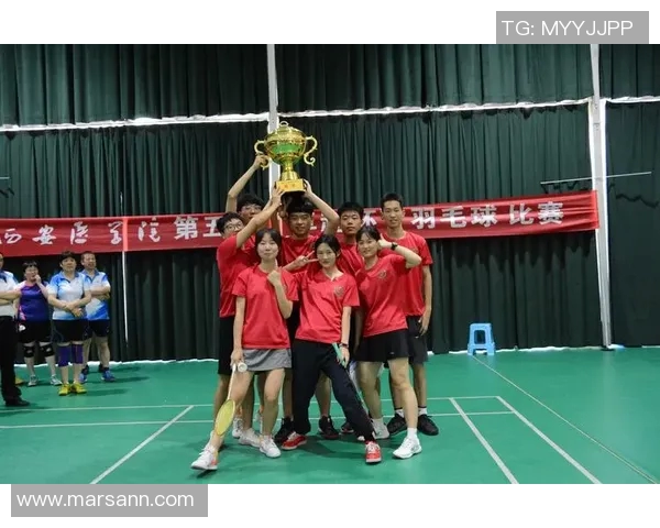 上海羽毛球队在冠军赛中的卓越表现与实力分析 上海羽毛球队在冠军赛中的卓越表现与实力分析