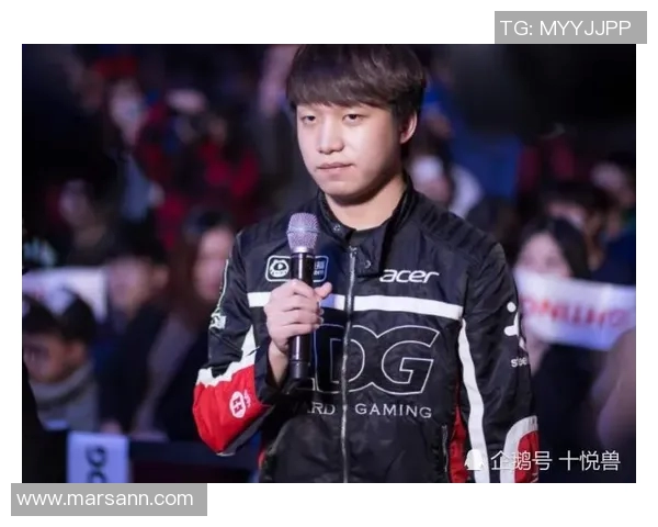 托克逊足球明星盘点及其在国内外赛场的表现与成就分析 托克逊足球明星盘点及其在国内外赛场的表现与成就分析