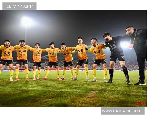 成都足球队的团队协作揭秘:如何在赛场上实现完美配合与默契合作 成都足球队的团队协作揭秘:如何在赛场上实现完美配合与默契合作