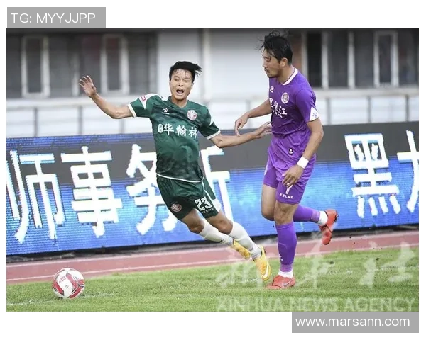 梅县足球传奇人物的辉煌历程与影响力探讨