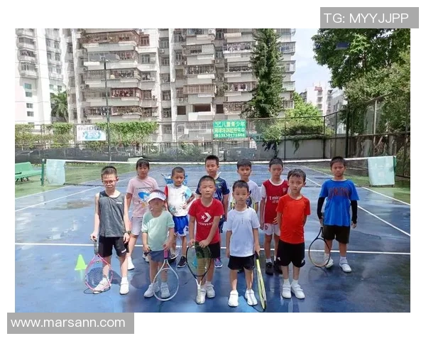 深圳网球队在邀请赛中的强劲表现与未来发展潜力分析 深圳网球队在邀请赛中的强劲表现与未来发展潜力分析
