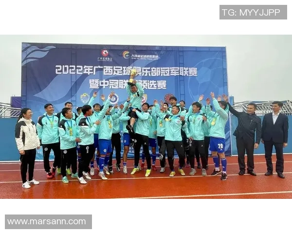 虎年足球明星阵容全景图赏析与球员介绍