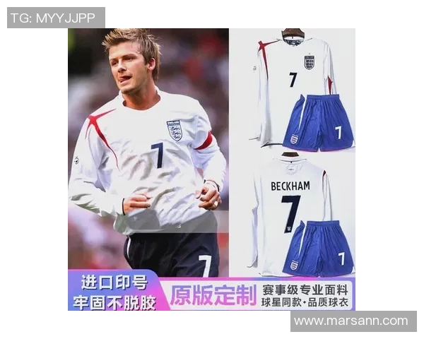 足球明星私下穿什么鞋子揭秘时尚与舒适的完美结合