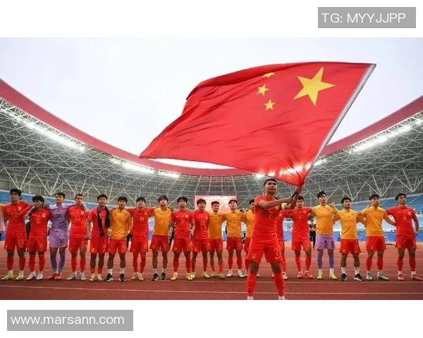 重庆足球队在奥运会上的默契配合与战术分析展现出团队精神与拼搏精神